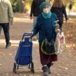 Grafico che mostra l'aumento delle pensioni di invalidità civile nel 2026 e i beneficiari.