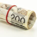 Grafico che mostra l'aumento delle pensioni previsto per febbraio 2026 con importi dettagliati.