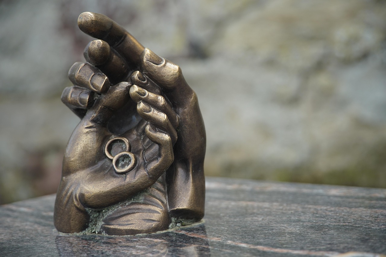 Immagine che illustra i passaggi legali in assenza di testamento nell'eredità.